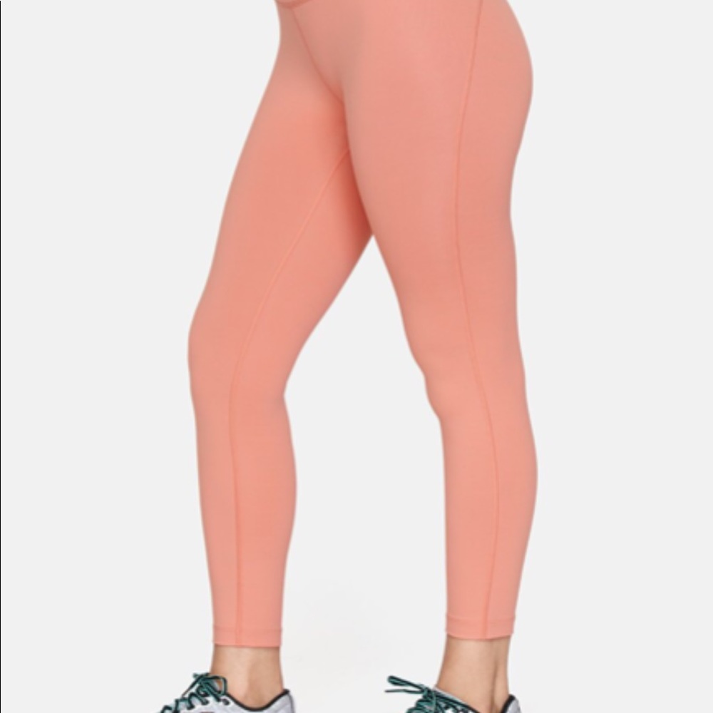 OV NWT xs